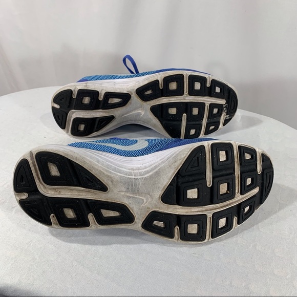 Nike Youth Size 6.5 Revolution 5 Shoes - Picture 8 of 8